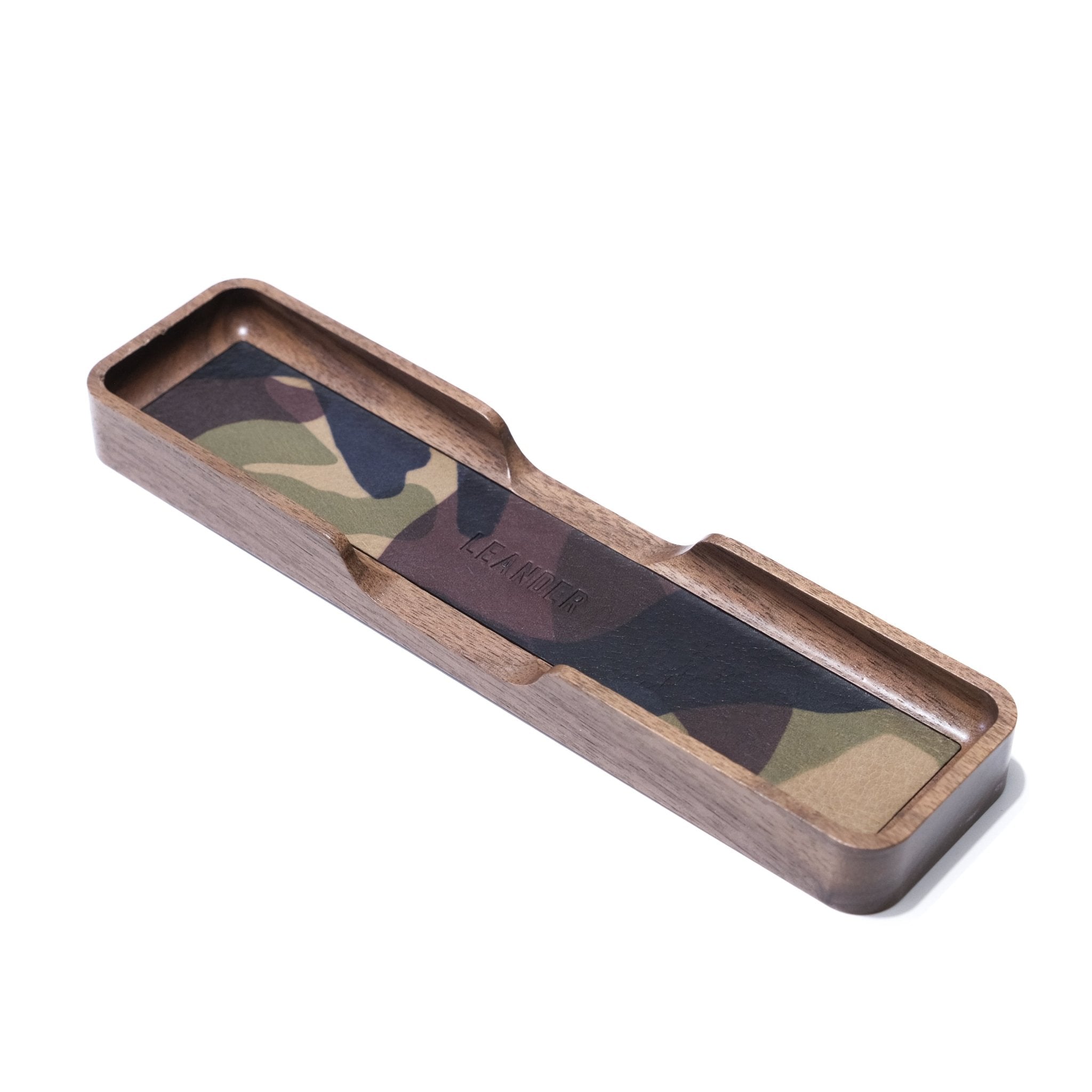 Camo Leather Essentials Bundle - Leander