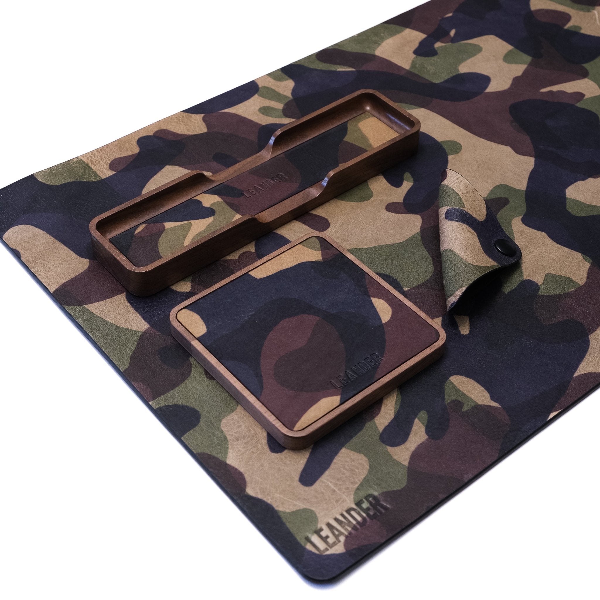 Camo Leather Essentials Bundle - Leander